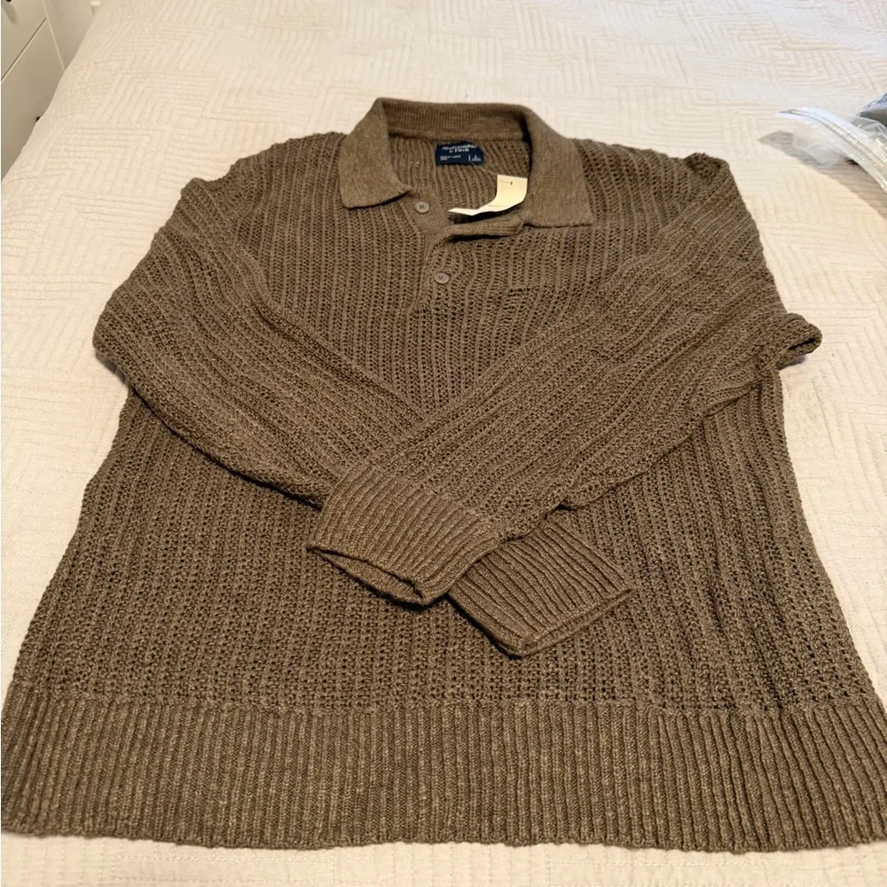 Abercrombie & Fitch Olive Knit Sweater - Picture 1 of 3